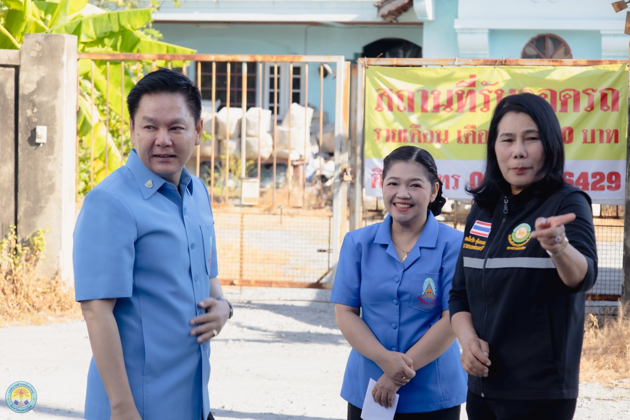 มอบทุนพระราชทานเพื่อการศึกษาสงเคราะห์แก่เด็กกำพร้าครอบครัวประสบสาธารณภัย