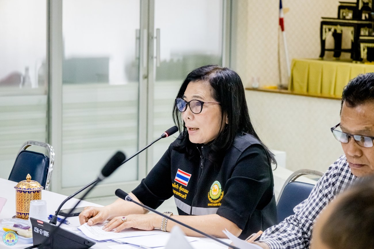 ประชุมติดตามความคืบหน้าการดำเนินงานของหน่วยงานต่างๆ ภายในเทศบาลตำบลอ้อมใหญ่ ณ ห้องประชุมชั้น 3 สำนักงานเทศบาลตำบลอ้อมใหญ่