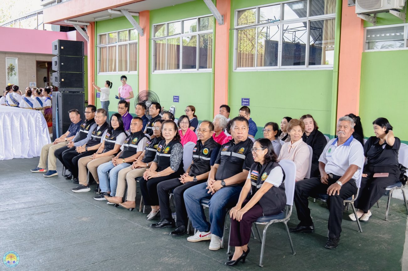 โครงการส่งเสริมสุขภาพผู้สูงอายุ ชมรมผู้สูงอายุเทศบาลตำบลอ้อมใหญ่ ประจำปีงบประมาณ พ.ศ. 2569
